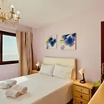 Click&guest - Radiant With Sea Views *
